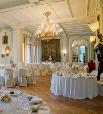 Location matrimoni Torino 5 Sala da proanzo per matrimoni nel castello di mercenasco a Torino