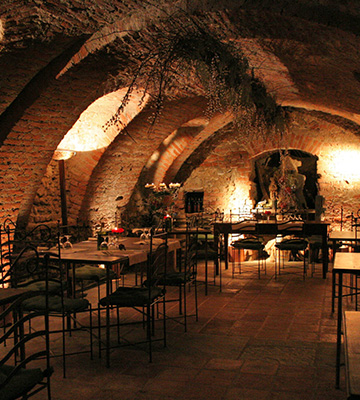 Location matrimoni Torino 4 sala da pranzo per ricevimenti tenuta cascinetta a buriasco